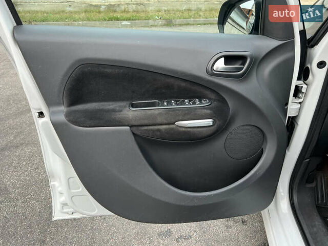 Белый Ситроен С3 Пикассо, объемом двигателя 1.2 л и пробегом 202 тыс. км за 6200 $, фото 7 на Automoto.ua