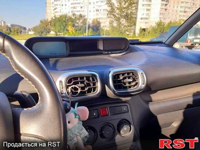 Белый Ситроен С3 Пикассо, объемом двигателя 1.6 л и пробегом 128 тыс. км за 9000 $, фото 1 на Automoto.ua