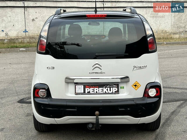 Белый Ситроен С3 Пикассо, объемом двигателя 1.2 л и пробегом 202 тыс. км за 6200 $, фото 4 на Automoto.ua