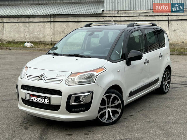 Белый Ситроен С3 Пикассо, объемом двигателя 1.2 л и пробегом 202 тыс. км за 6200 $, фото 2 на Automoto.ua