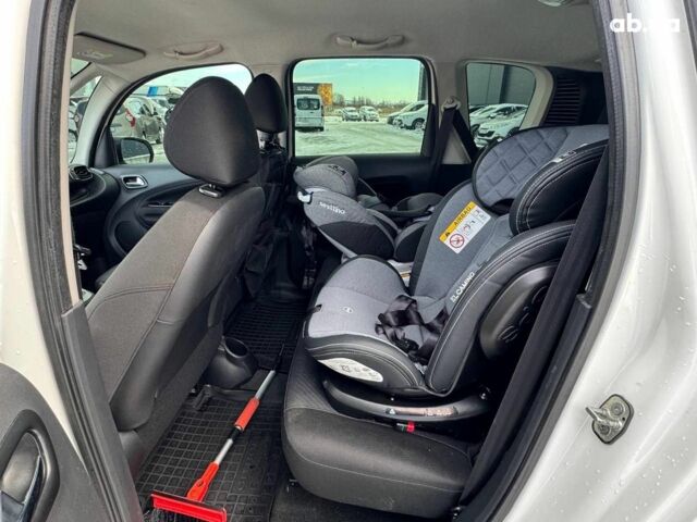 Белый Ситроен С3 Пикассо, объемом двигателя 16 л и пробегом 267 тыс. км за 6690 $, фото 21 на Automoto.ua