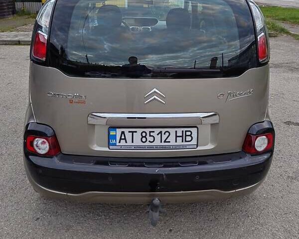 Бежевый Ситроен С3 Пикассо, объемом двигателя 1.6 л и пробегом 212 тыс. км за 4950 $, фото 1 на Automoto.ua