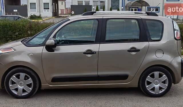 Бежевый Ситроен С3 Пикассо, объемом двигателя 1.6 л и пробегом 212 тыс. км за 4950 $, фото 2 на Automoto.ua