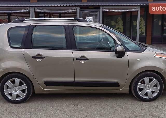 Бежевый Ситроен С3 Пикассо, объемом двигателя 1.6 л и пробегом 212 тыс. км за 4950 $, фото 3 на Automoto.ua