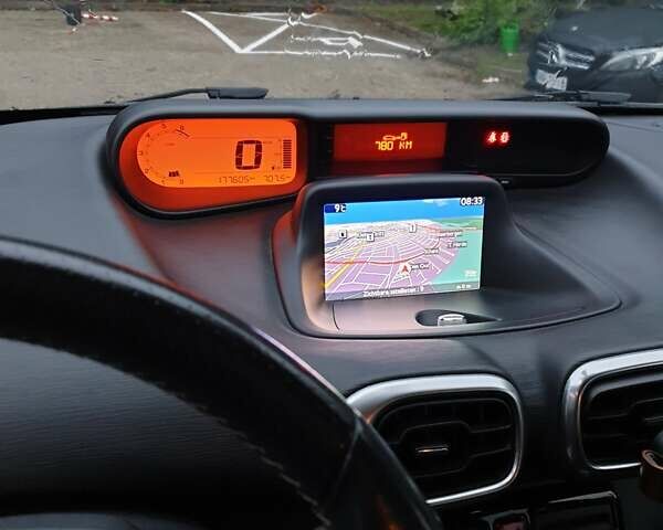 Бежевый Ситроен С3 Пикассо, объемом двигателя 1.2 л и пробегом 175 тыс. км за 9200 $, фото 2 на Automoto.ua