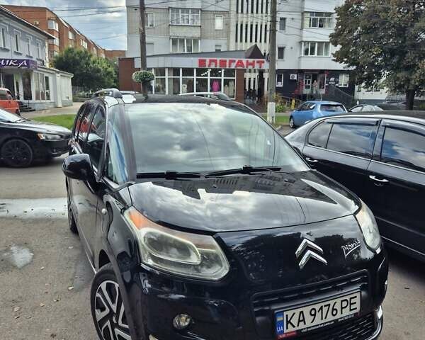 Черный Ситроен С3 Пикассо, объемом двигателя 1.4 л и пробегом 210 тыс. км за 6300 $, фото 1 на Automoto.ua