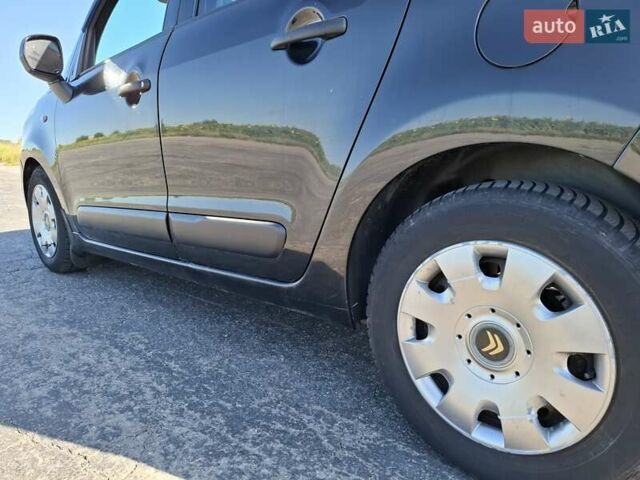 Черный Ситроен С3 Пикассо, объемом двигателя 1.4 л и пробегом 174 тыс. км за 4100 $, фото 8 на Automoto.ua