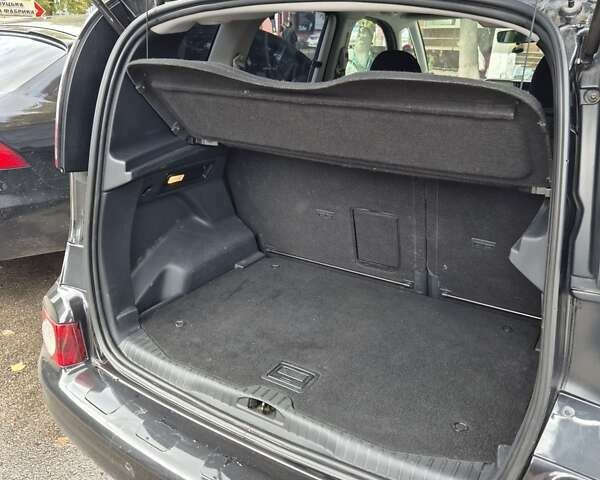 Черный Ситроен С3 Пикассо, объемом двигателя 1.4 л и пробегом 210 тыс. км за 6300 $, фото 4 на Automoto.ua