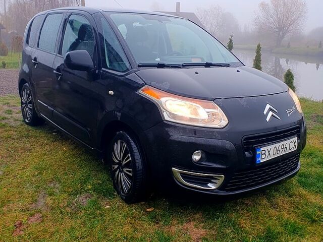 Чорний Сітроен С3 Пікассо, об'ємом двигуна 1.6 л та пробігом 191 тис. км за 4800 $, фото 7 на Automoto.ua