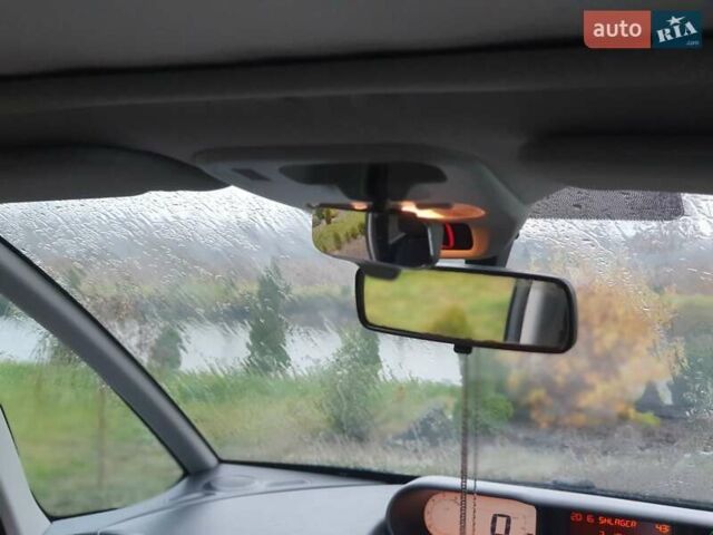 Чорний Сітроен С3 Пікассо, об'ємом двигуна 1.6 л та пробігом 191 тис. км за 4800 $, фото 25 на Automoto.ua