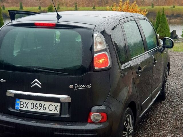 Чорний Сітроен С3 Пікассо, об'ємом двигуна 1.6 л та пробігом 191 тис. км за 4800 $, фото 5 на Automoto.ua