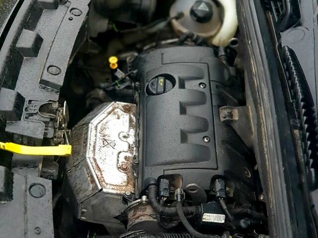 Чорний Сітроен С3 Пікассо, об'ємом двигуна 1.6 л та пробігом 191 тис. км за 4800 $, фото 1 на Automoto.ua