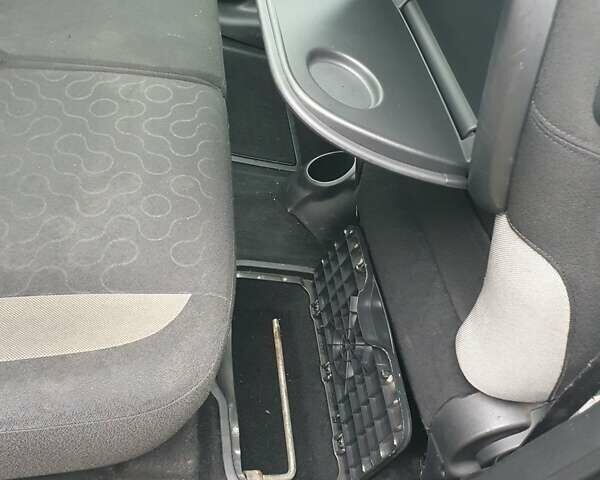 Чорний Сітроен С3 Пікассо, об'ємом двигуна 1.6 л та пробігом 191 тис. км за 4800 $, фото 16 на Automoto.ua