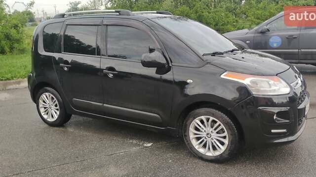 Черный Ситроен С3 Пикассо, объемом двигателя 1.4 л и пробегом 175 тыс. км за 5500 $, фото 16 на Automoto.ua