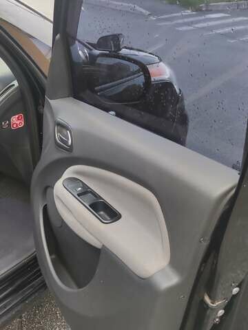 Черный Ситроен С3 Пикассо, объемом двигателя 1.4 л и пробегом 175 тыс. км за 5500 $, фото 35 на Automoto.ua