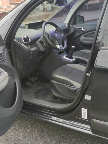 Черный Ситроен С3 Пикассо, объемом двигателя 1.4 л и пробегом 175 тыс. км за 5500 $, фото 9 на Automoto.ua