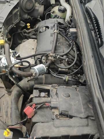 Черный Ситроен С3 Пикассо, объемом двигателя 1.4 л и пробегом 175 тыс. км за 5500 $, фото 50 на Automoto.ua