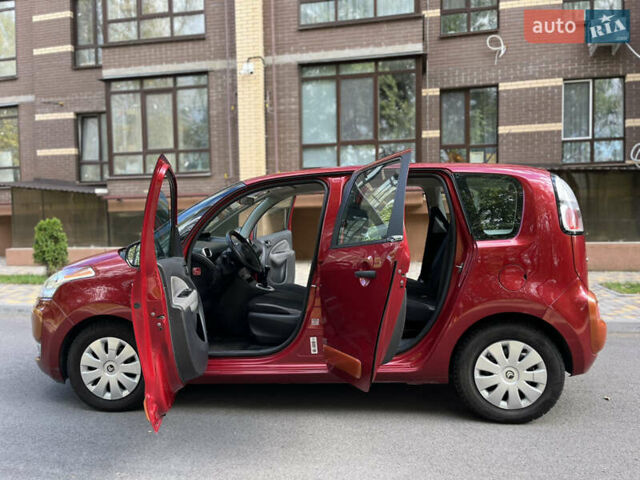 Червоний Сітроен С3 Пікассо, об'ємом двигуна 1.6 л та пробігом 244 тис. км за 5200 $, фото 19 на Automoto.ua