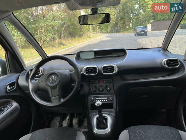 Червоний Сітроен С3 Пікассо, об'ємом двигуна 1.6 л та пробігом 244 тис. км за 4900 $, фото 29 на Automoto.ua