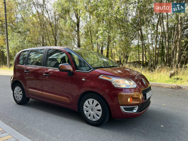 Червоний Сітроен С3 Пікассо, об'ємом двигуна 1.6 л та пробігом 244 тис. км за 5200 $, фото 4 на Automoto.ua