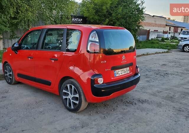 Красный Ситроен С3 Пикассо, объемом двигателя 1.6 л и пробегом 223 тыс. км за 7700 $, фото 1 на Automoto.ua