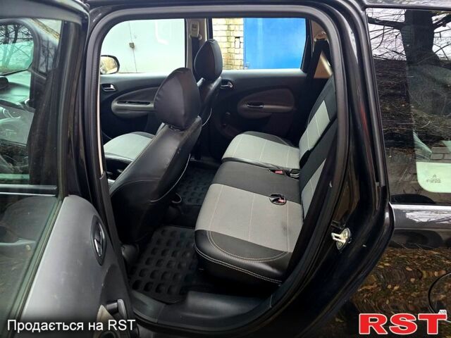 Ситроен С3 Пикассо, объемом двигателя 1.6 л и пробегом 164 тыс. км за 6100 $, фото 9 на Automoto.ua