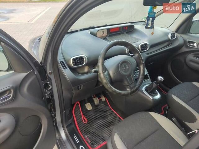 Сітроен С3 Пікассо 2009 у Долине на Automoto.ua Сірий Сітроен С3 Пікассо, об'ємом двигуна 1.6 л та пробігом 200 тис. км за 5500 $, фото 9 на Automoto.ua