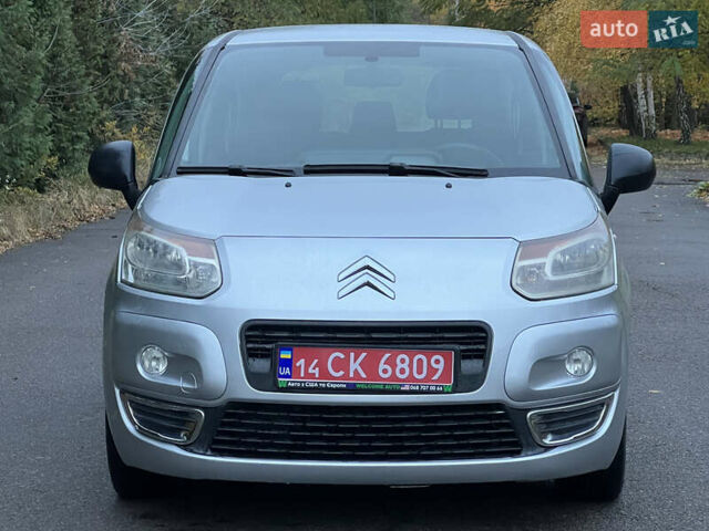 Серый Ситроен С3 Пикассо, объемом двигателя 0 л и пробегом 146 тыс. км за 4500 $, фото 1 на Automoto.ua