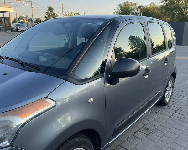 Серый Ситроен С3 Пикассо, объемом двигателя 1.4 л и пробегом 210 тыс. км за 5500 $, фото 12 на Automoto.ua