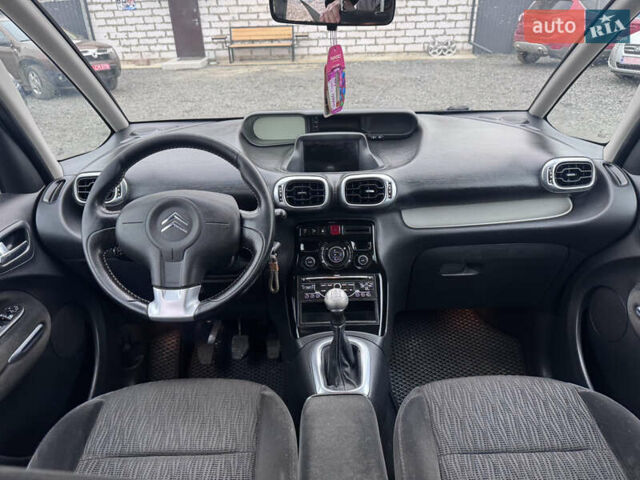 Серый Ситроен С3 Пикассо, объемом двигателя 1.6 л и пробегом 260 тыс. км за 4490 $, фото 19 на Automoto.ua