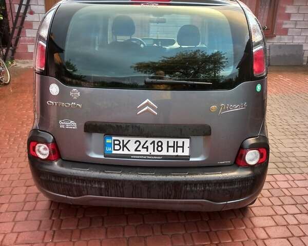 Серый Ситроен С3 Пикассо, объемом двигателя 1.4 л и пробегом 190 тыс. км за 3600 $, фото 5 на Automoto.ua