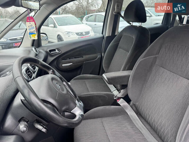 Серый Ситроен С3 Пикассо, объемом двигателя 1.6 л и пробегом 260 тыс. км за 4490 $, фото 32 на Automoto.ua