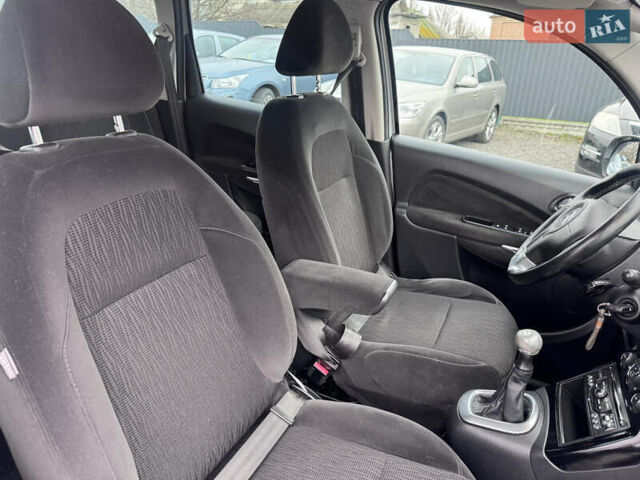 Серый Ситроен С3 Пикассо, объемом двигателя 1.6 л и пробегом 260 тыс. км за 4490 $, фото 22 на Automoto.ua