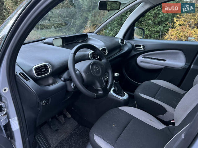 Серый Ситроен С3 Пикассо, объемом двигателя 0 л и пробегом 146 тыс. км за 4500 $, фото 8 на Automoto.ua