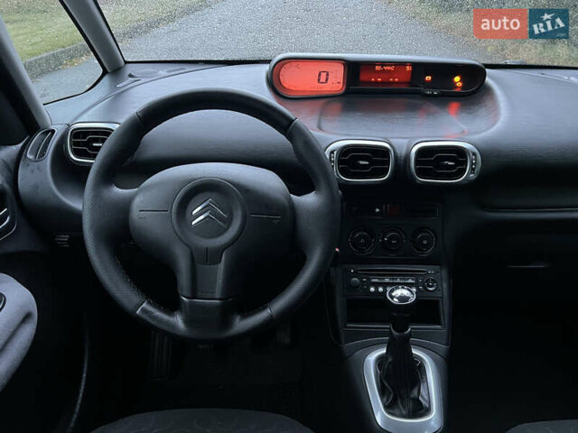Серый Ситроен С3 Пикассо, объемом двигателя 0 л и пробегом 146 тыс. км за 4500 $, фото 20 на Automoto.ua