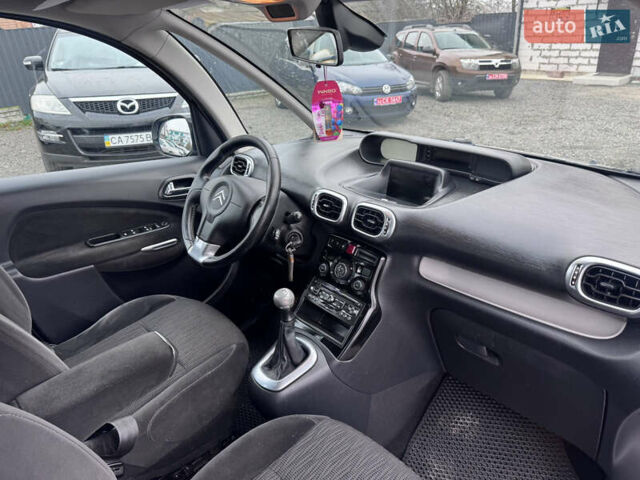 Серый Ситроен С3 Пикассо, объемом двигателя 1.6 л и пробегом 260 тыс. км за 4490 $, фото 28 на Automoto.ua