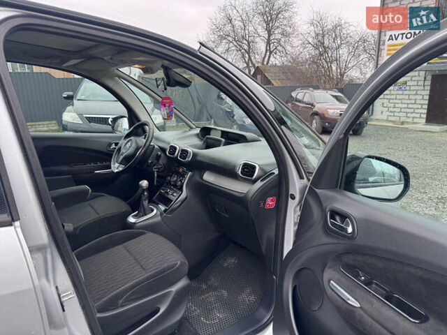 Серый Ситроен С3 Пикассо, объемом двигателя 1.6 л и пробегом 260 тыс. км за 4490 $, фото 24 на Automoto.ua