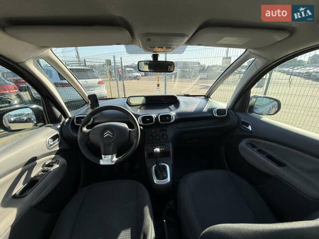 Серый Ситроен С3 Пикассо, объемом двигателя 1.4 л и пробегом 200 тыс. км за 5490 $, фото 14 на Automoto.ua