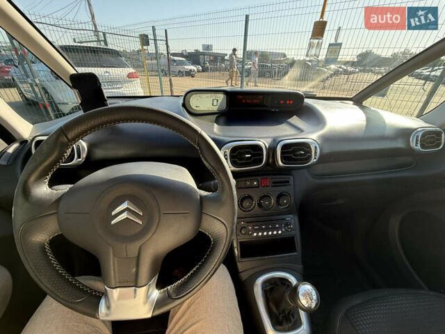 Серый Ситроен С3 Пикассо, объемом двигателя 1.4 л и пробегом 200 тыс. км за 5490 $, фото 15 на Automoto.ua