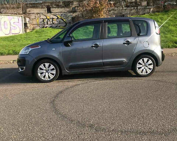 Сірий Сітроен С3 Пікассо, об'ємом двигуна 1.4 л та пробігом 168 тис. км за 5400 $, фото 3 на Automoto.ua