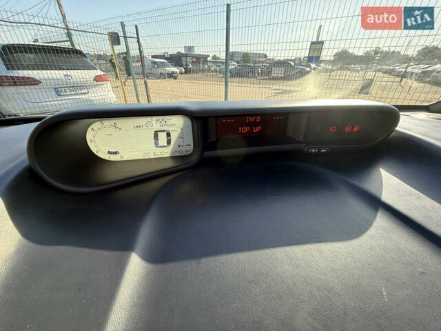 Серый Ситроен С3 Пикассо, объемом двигателя 1.4 л и пробегом 200 тыс. км за 5490 $, фото 17 на Automoto.ua