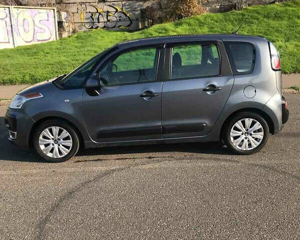 Сірий Сітроен С3 Пікассо, об'ємом двигуна 1.4 л та пробігом 168 тис. км за 5400 $, фото 2 на Automoto.ua