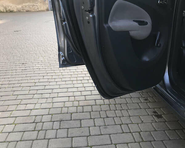 Сірий Сітроен С3 Пікассо, об'ємом двигуна 1.4 л та пробігом 168 тис. км за 5400 $, фото 15 на Automoto.ua