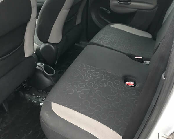 Серый Ситроен С3 Пикассо, объемом двигателя 1.4 л и пробегом 180 тыс. км за 4950 $, фото 5 на Automoto.ua