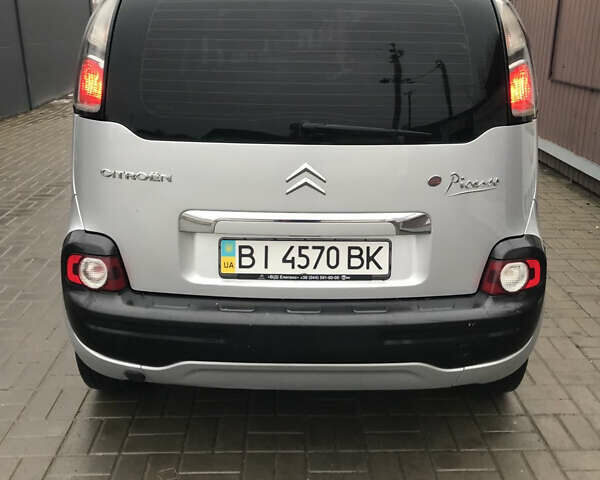 Серый Ситроен С3 Пикассо, объемом двигателя 1.4 л и пробегом 180 тыс. км за 4950 $, фото 4 на Automoto.ua