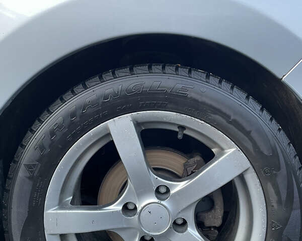 Сірий Сітроен С3 Пікассо, об'ємом двигуна 1.6 л та пробігом 364 тис. км за 5300 $, фото 30 на Automoto.ua