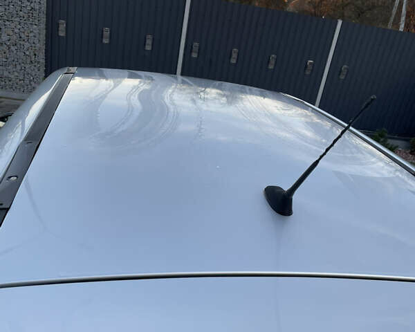 Сірий Сітроен С3 Пікассо, об'ємом двигуна 1.6 л та пробігом 364 тис. км за 5300 $, фото 17 на Automoto.ua