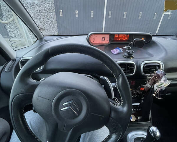 Сірий Сітроен С3 Пікассо, об'ємом двигуна 1.6 л та пробігом 364 тис. км за 5300 $, фото 33 на Automoto.ua