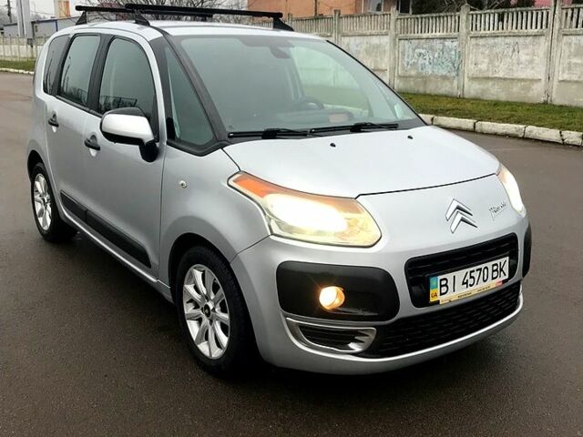 Серый Ситроен С3 Пикассо, объемом двигателя 1.4 л и пробегом 180 тыс. км за 4950 $, фото 4 на Automoto.ua