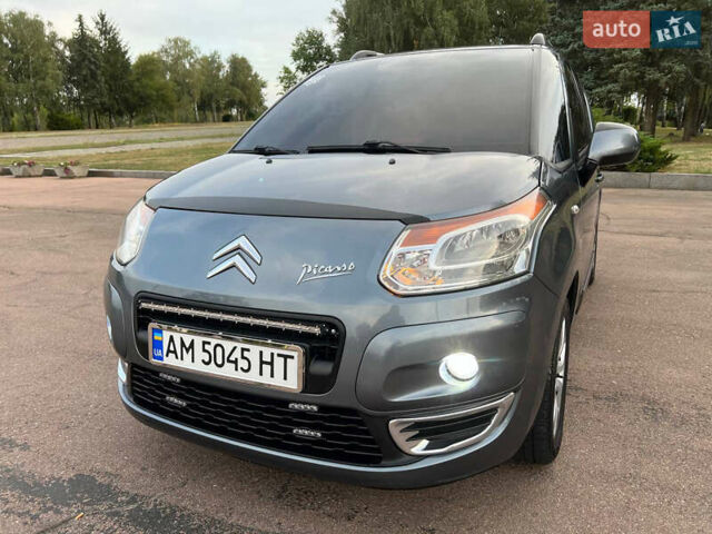 Сірий Сітроен С3 Пікассо, об'ємом двигуна 1.6 л та пробігом 293 тис. км за 6699 $, фото 5 на Automoto.ua